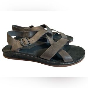 *new* CHACO Tornado Performance Leather Sandal in Grey Brown, size 9 womens